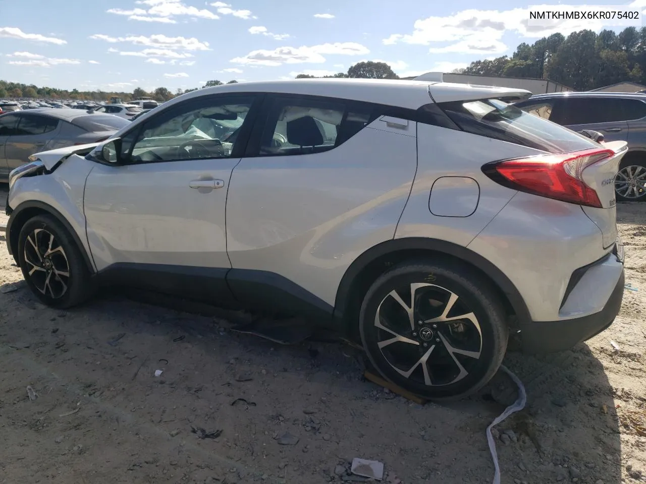 2019 Toyota C-Hr Xle VIN: NMTKHMBX6KR075402 Lot: 76223374