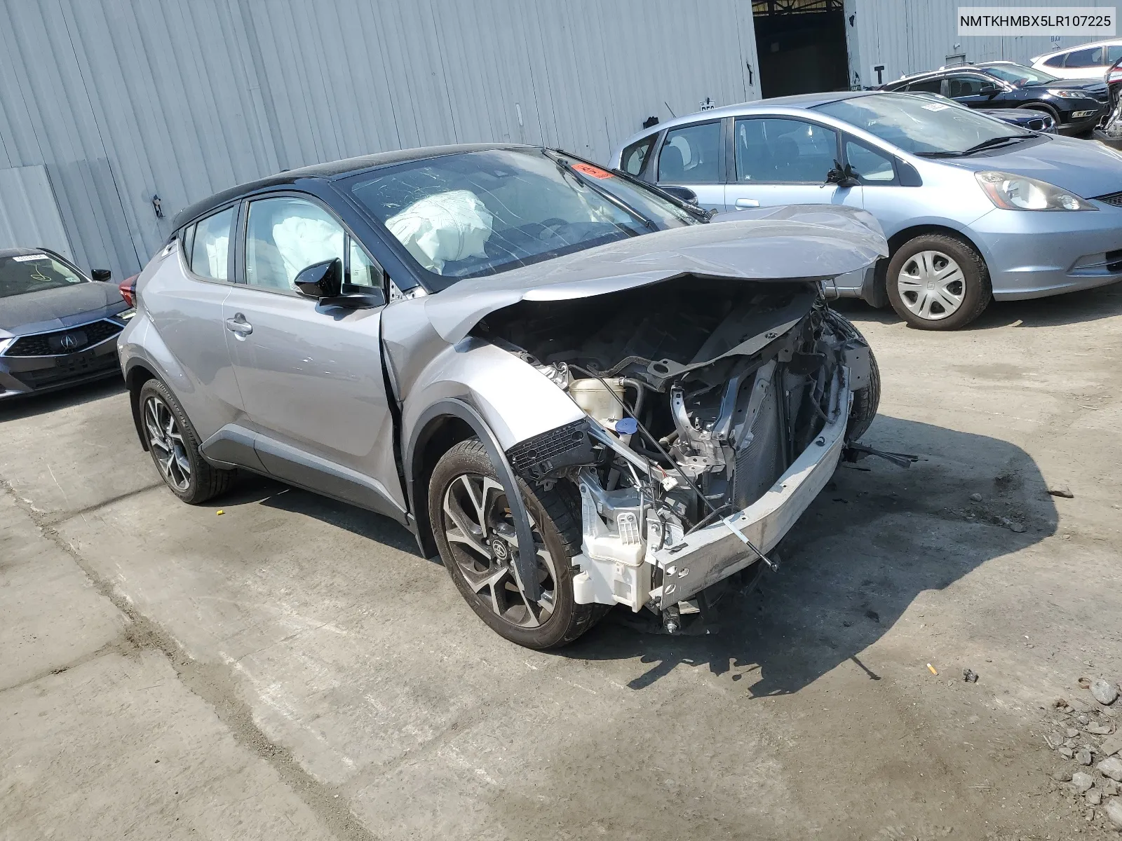 NMTKHMBX5LR107225 2020 Toyota C-Hr Xle