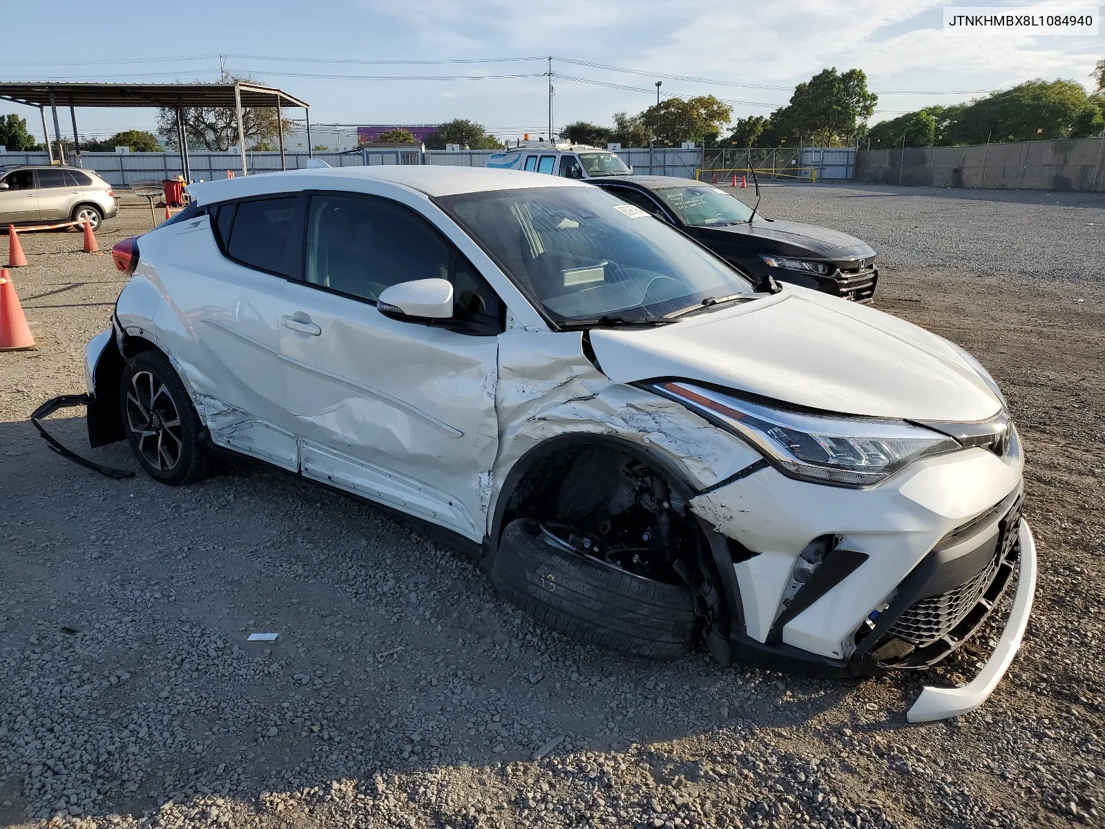 2020 Toyota C-Hr Xle VIN: JTNKHMBX8L1084940 Lot: 65965784