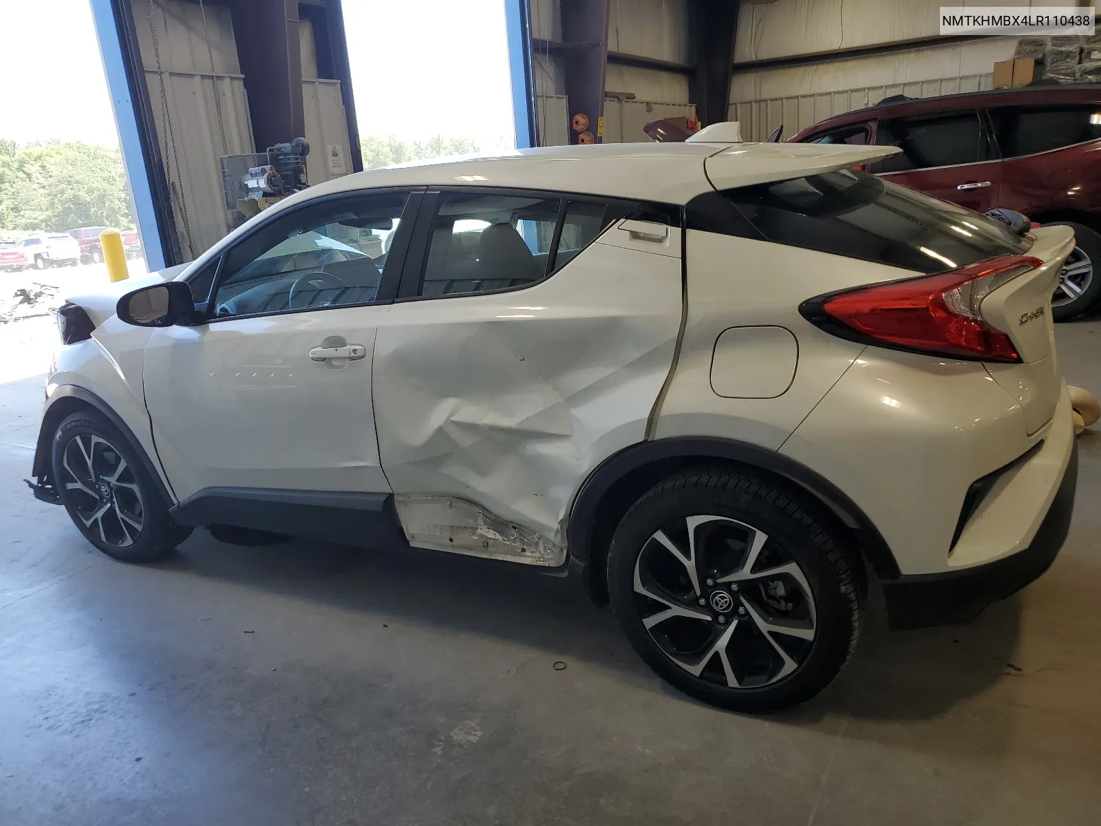 2020 Toyota C-Hr Xle VIN: NMTKHMBX4LR110438 Lot: 66279964