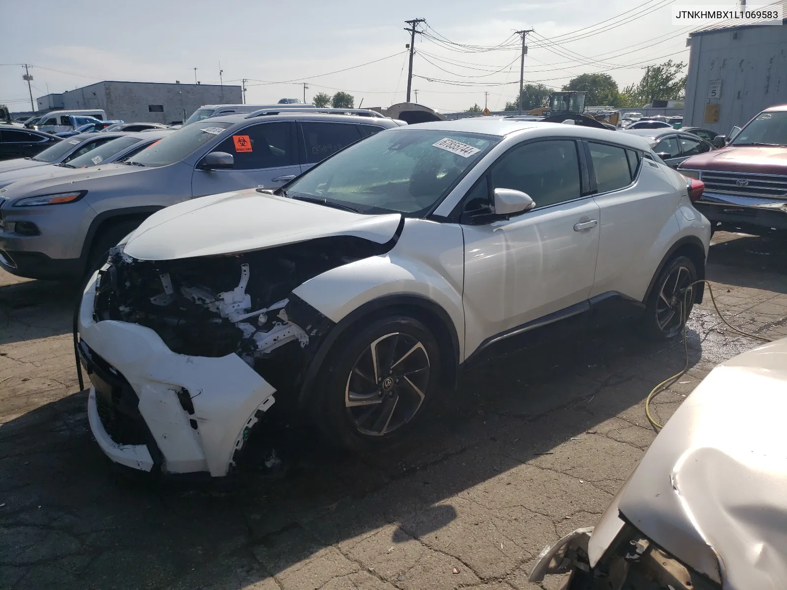 JTNKHMBX1L1069583 2020 Toyota C-Hr Xle