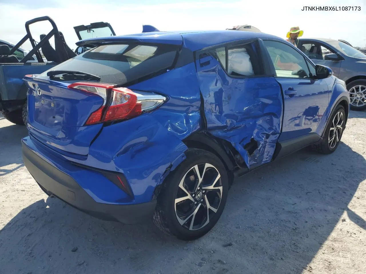 JTNKHMBX6L1087173 2020 Toyota C-Hr Xle