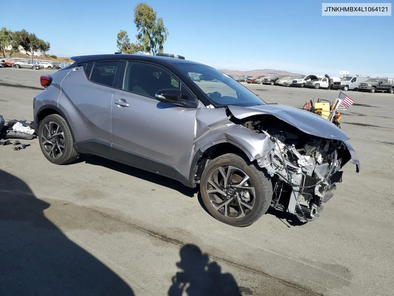 JTNKHMBX4L1064121 2020 Toyota C-Hr Xle