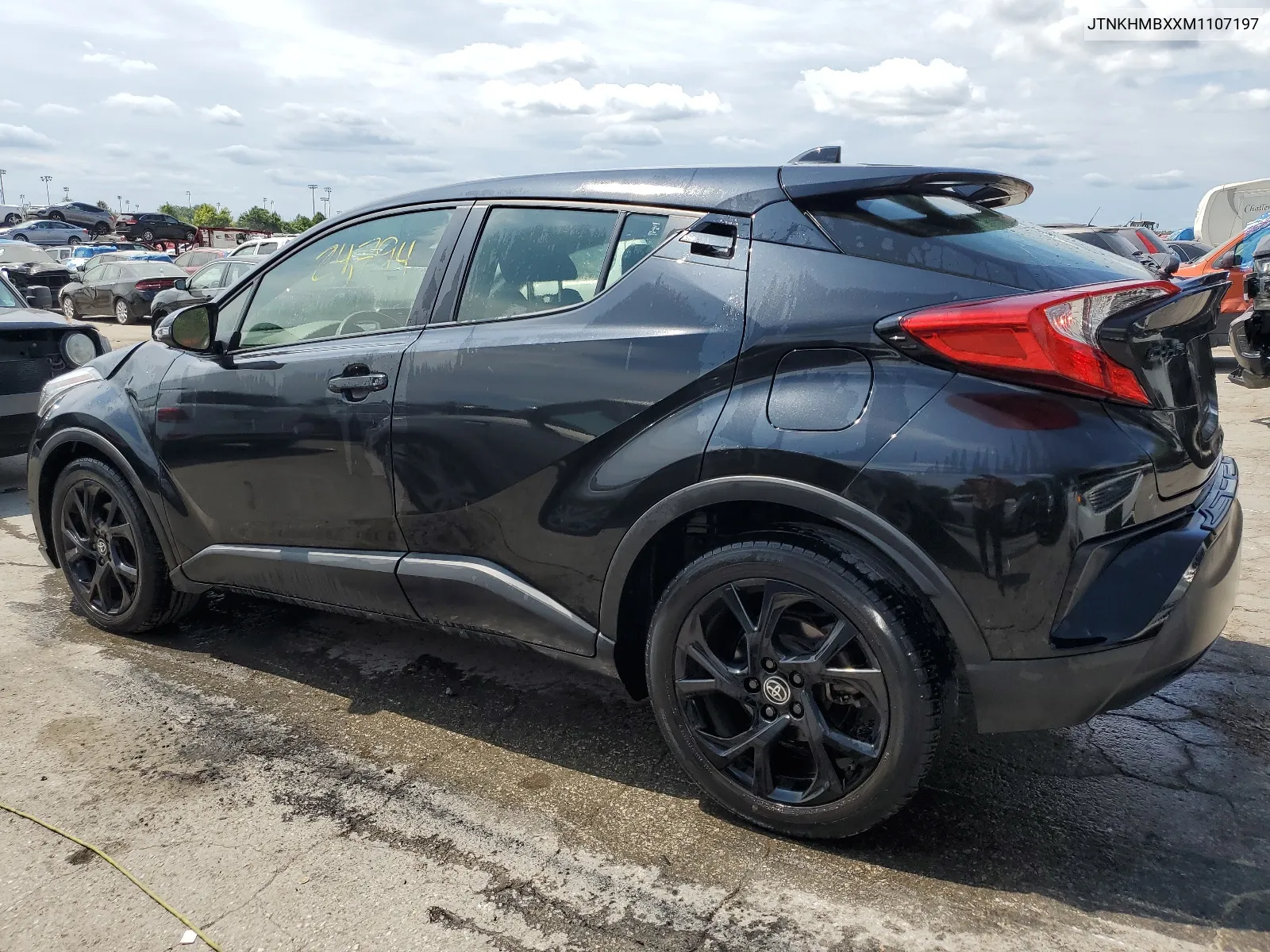 JTNKHMBXXM1107197 2021 Toyota C-Hr Xle