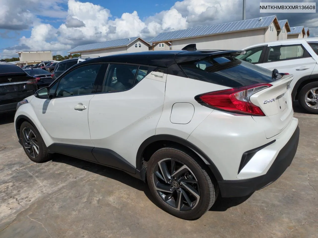 NMTKHMBXXMR136608 2021 Toyota C-Hr Xle