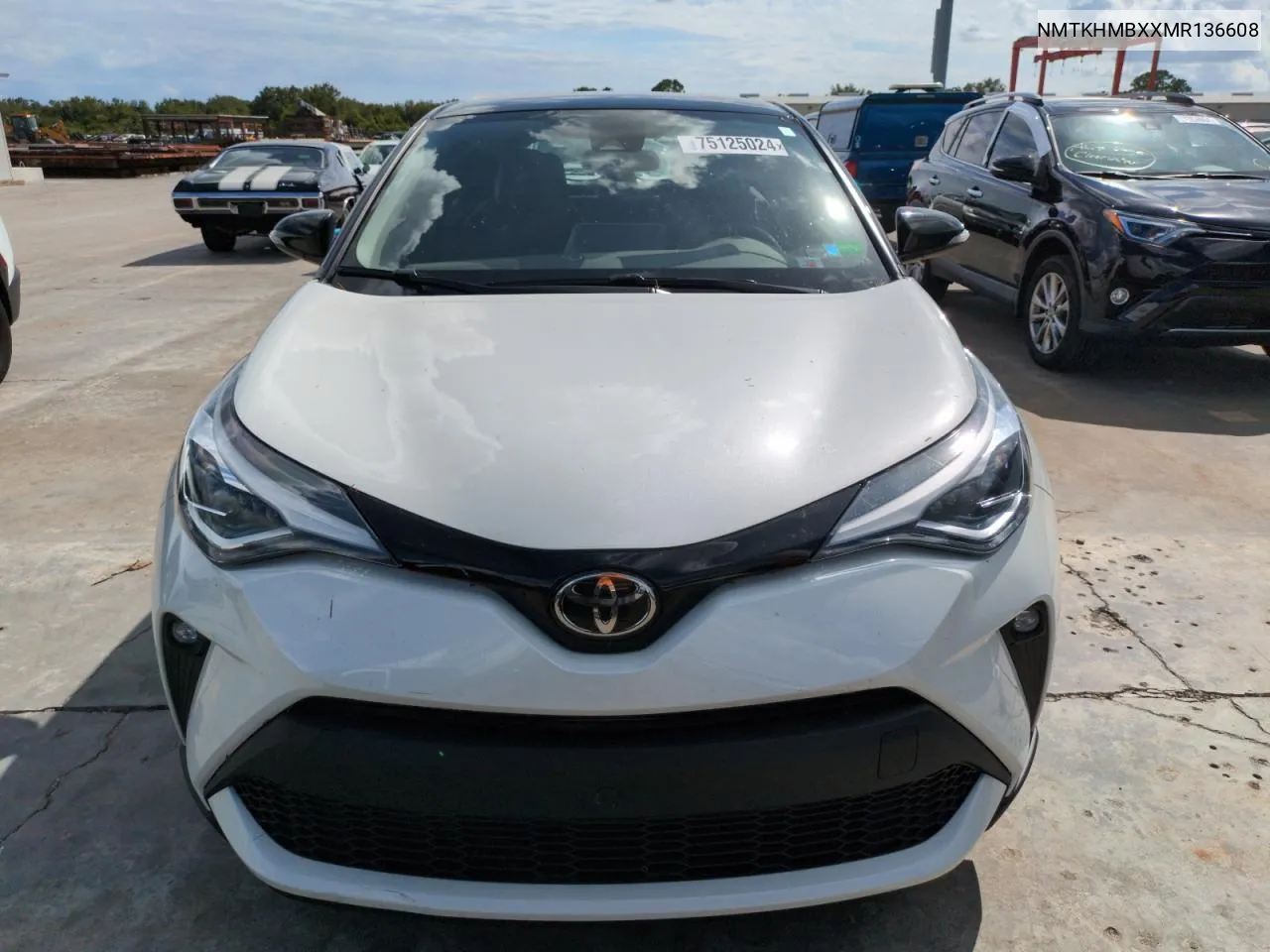 NMTKHMBXXMR136608 2021 Toyota C-Hr Xle