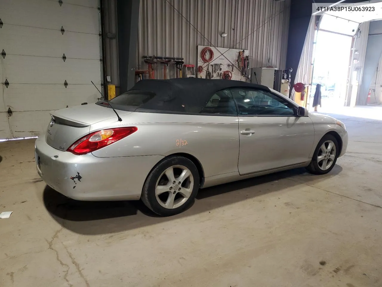 2005 Toyota Camry Solara Se VIN: 4T1FA38P15U063923 Lot: 75633804