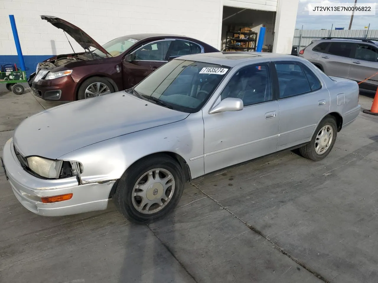 1992 Toyota Camry Xle VIN: JT2VK13E7N0096822 Lot: 71635274