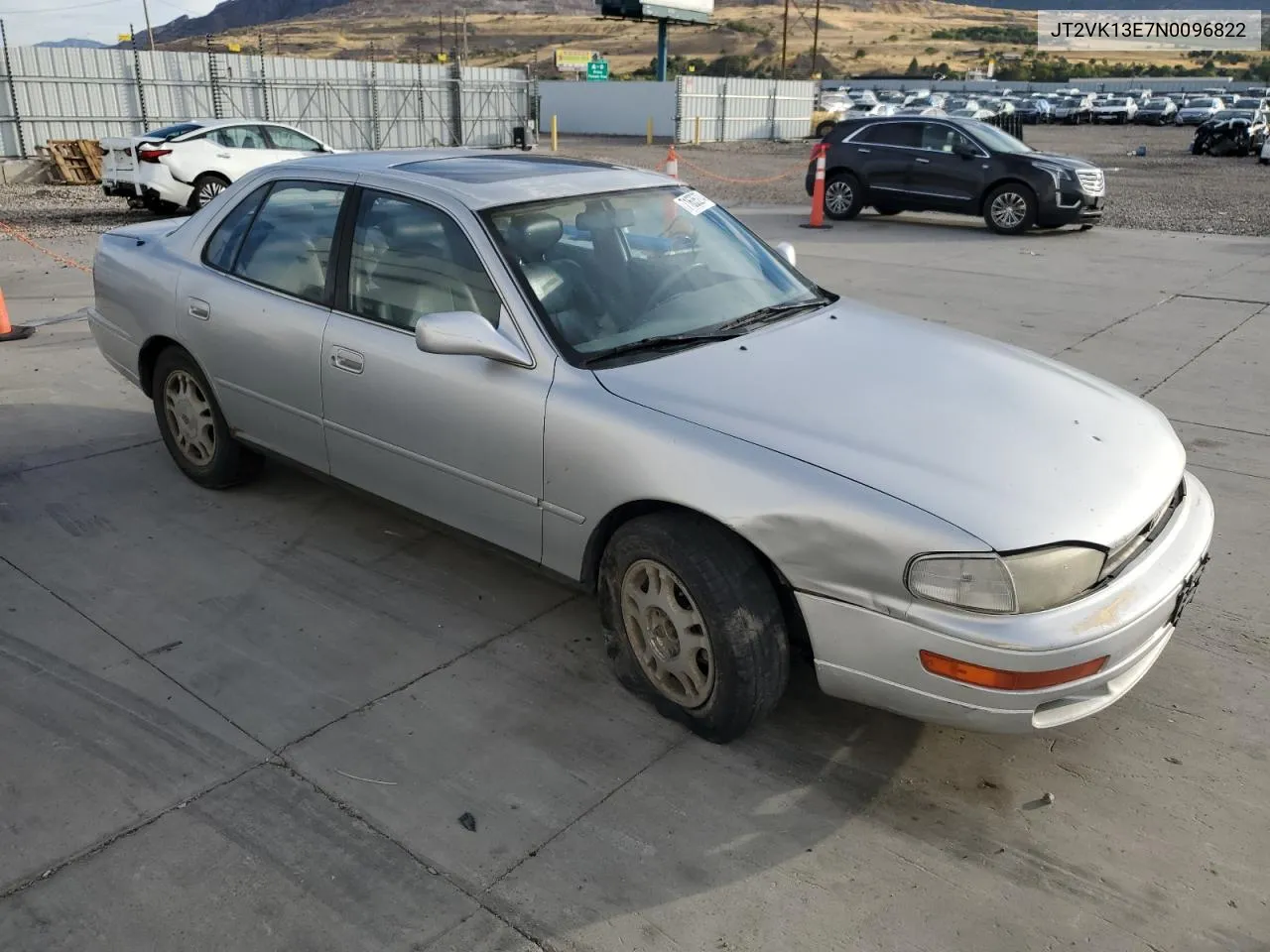 1992 Toyota Camry Xle VIN: JT2VK13E7N0096822 Lot: 71635274