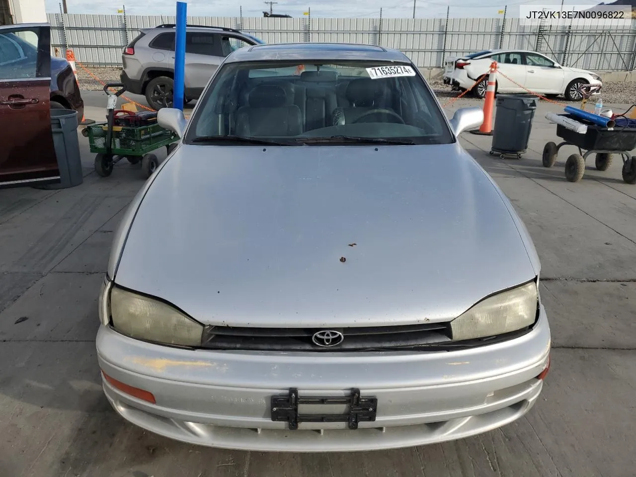 1992 Toyota Camry Xle VIN: JT2VK13E7N0096822 Lot: 71635274