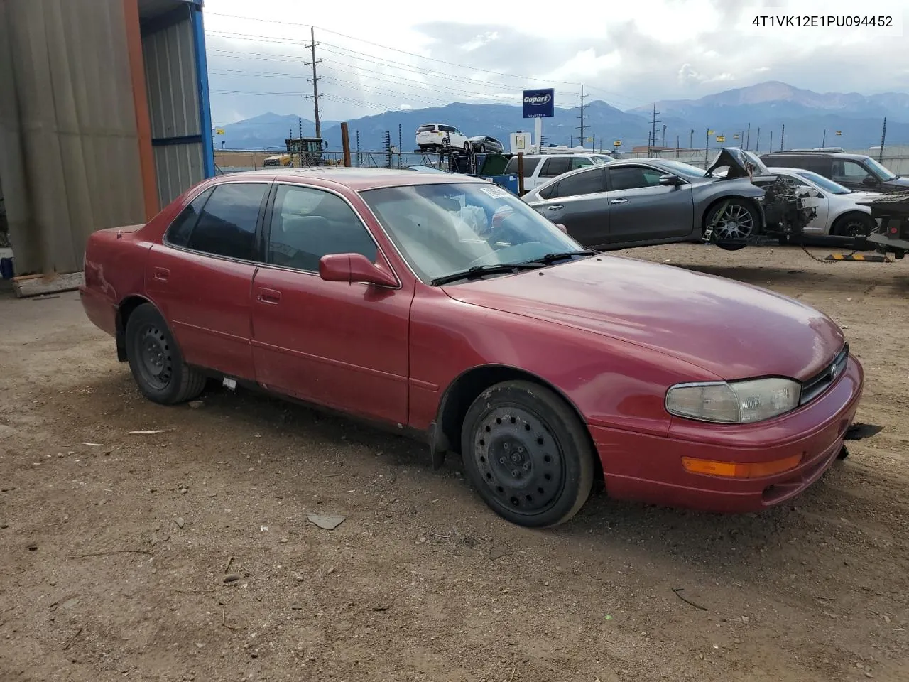 1993 Toyota Camry Le VIN: 4T1VK12E1PU094452 Lot: 71094864