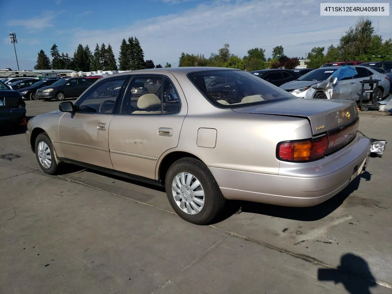 1994 Toyota Camry Le VIN: 4T1SK12E4RU405815 Lot: 68142504