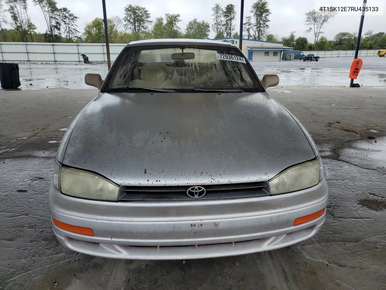 1994 Toyota Camry Le VIN: 4T1SK12E7RU435133 Lot: 72936124