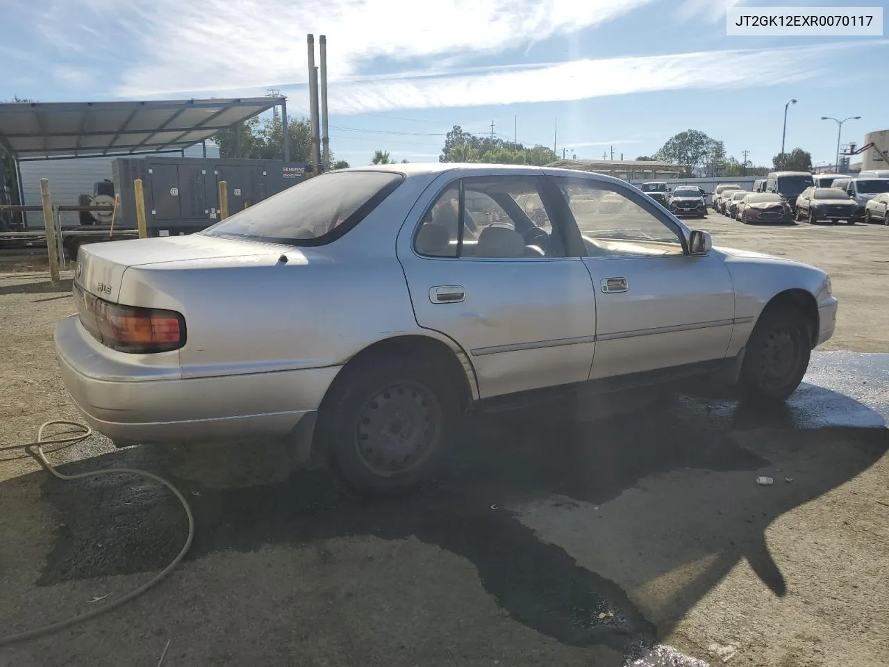 1994 Toyota Camry Le VIN: JT2GK12EXR0070117 Lot: 75997244