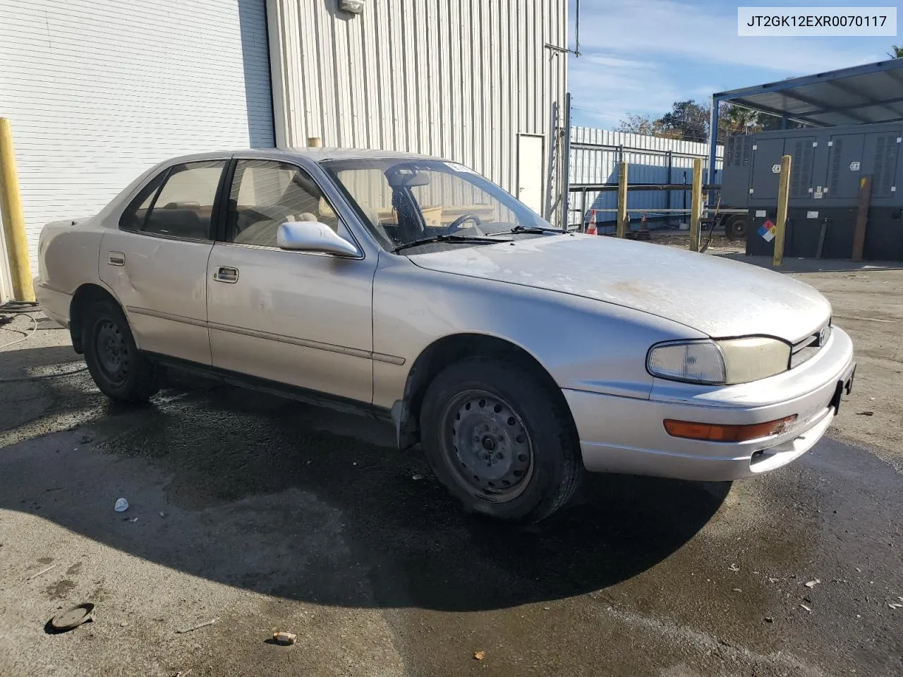 1994 Toyota Camry Le VIN: JT2GK12EXR0070117 Lot: 75997244