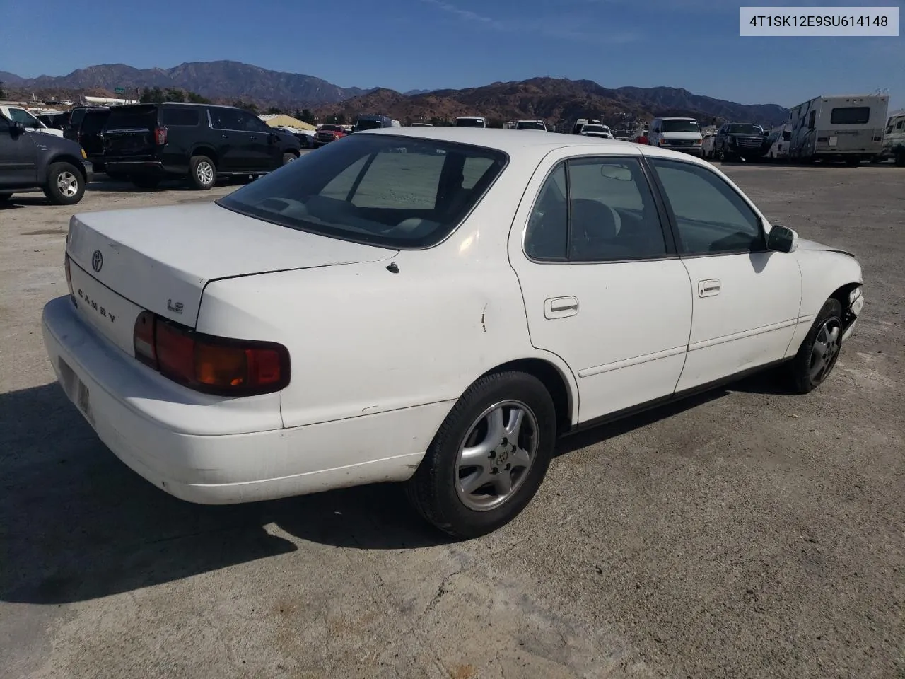 1995 Toyota Camry Le VIN: 4T1SK12E9SU614148 Lot: 79503594