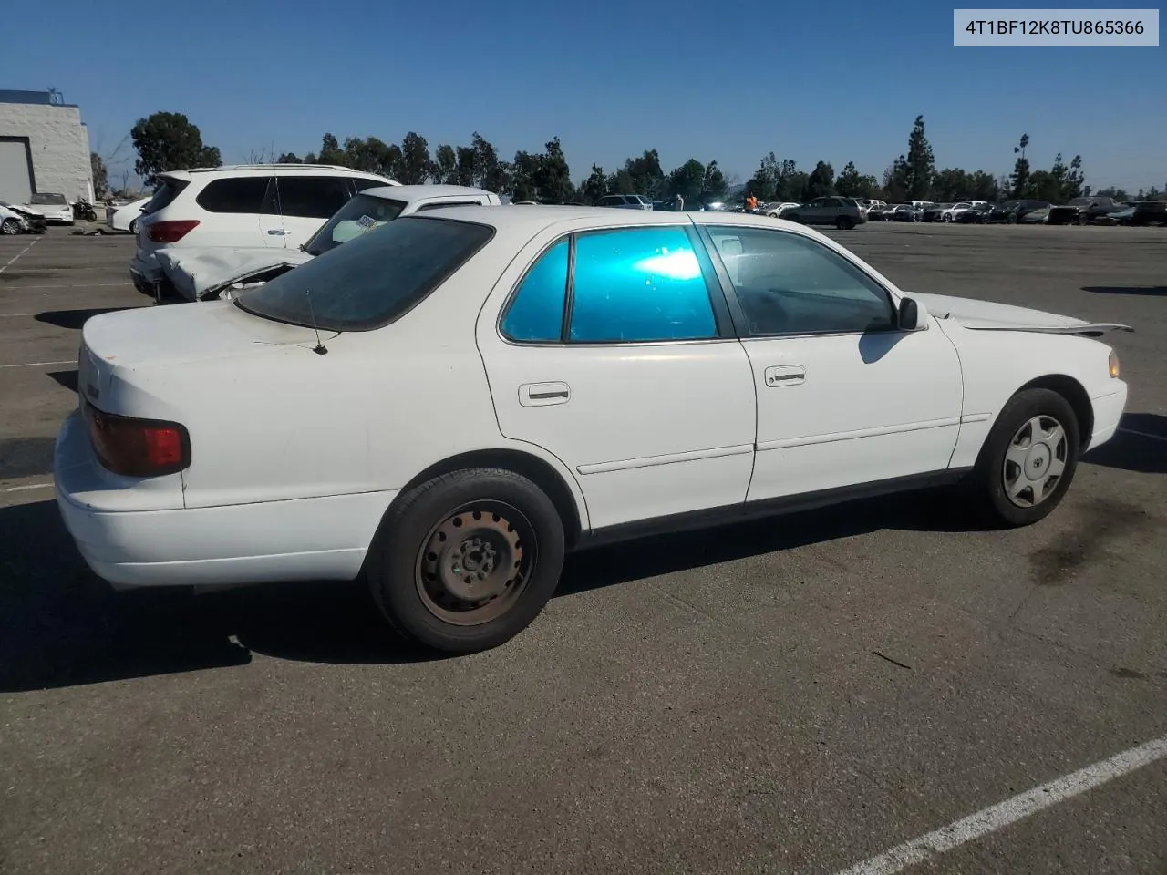 4T1BF12K8TU865366 1996 Toyota Camry Le