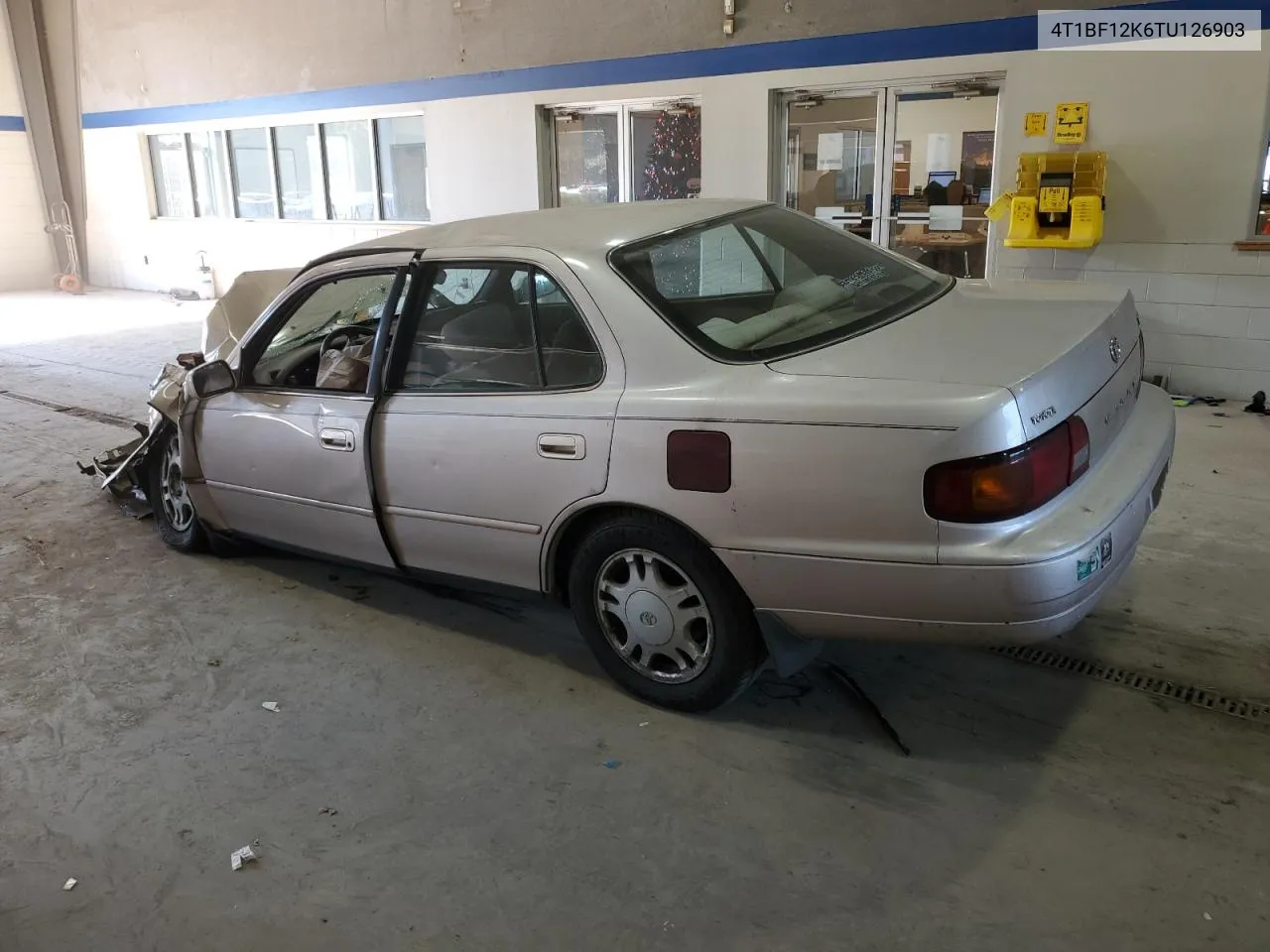 1996 Toyota Camry Le VIN: 4T1BF12K6TU126903 Lot: 76736344