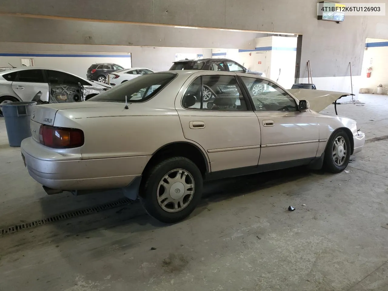 1996 Toyota Camry Le VIN: 4T1BF12K6TU126903 Lot: 76736344