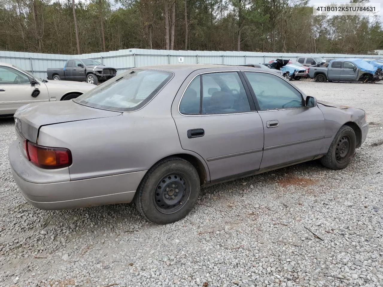 1996 Toyota Camry Dx VIN: 4T1BG12K5TU784631 Lot: 79261384