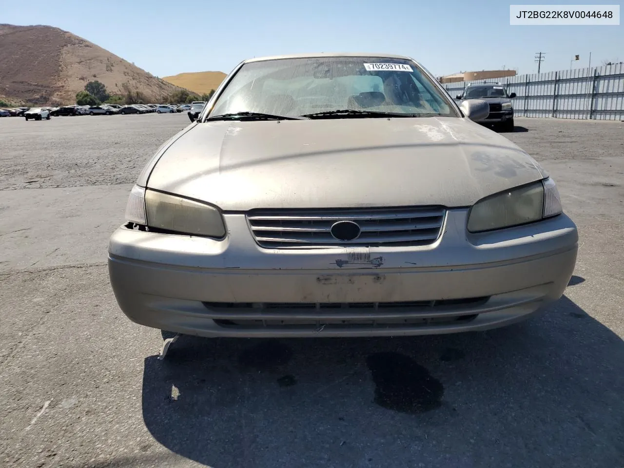 1997 Toyota Camry Le VIN: JT2BG22K8V0044648 Lot: 70239774