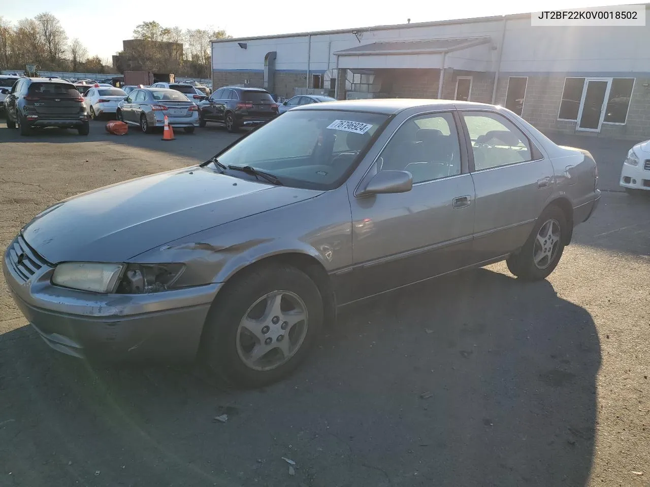 1997 Toyota Camry Le VIN: JT2BF22K0V0018502 Lot: 76796924