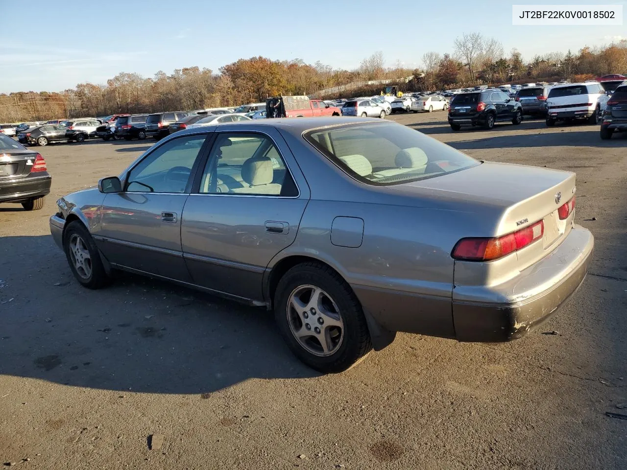 1997 Toyota Camry Le VIN: JT2BF22K0V0018502 Lot: 76796924