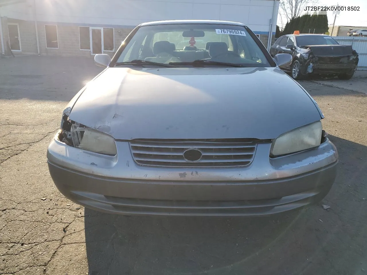 1997 Toyota Camry Le VIN: JT2BF22K0V0018502 Lot: 76796924