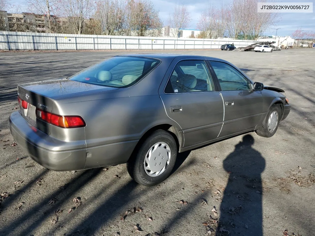 1997 Toyota Camry Le VIN: JT2BG22K9V0056727 Lot: 79704264