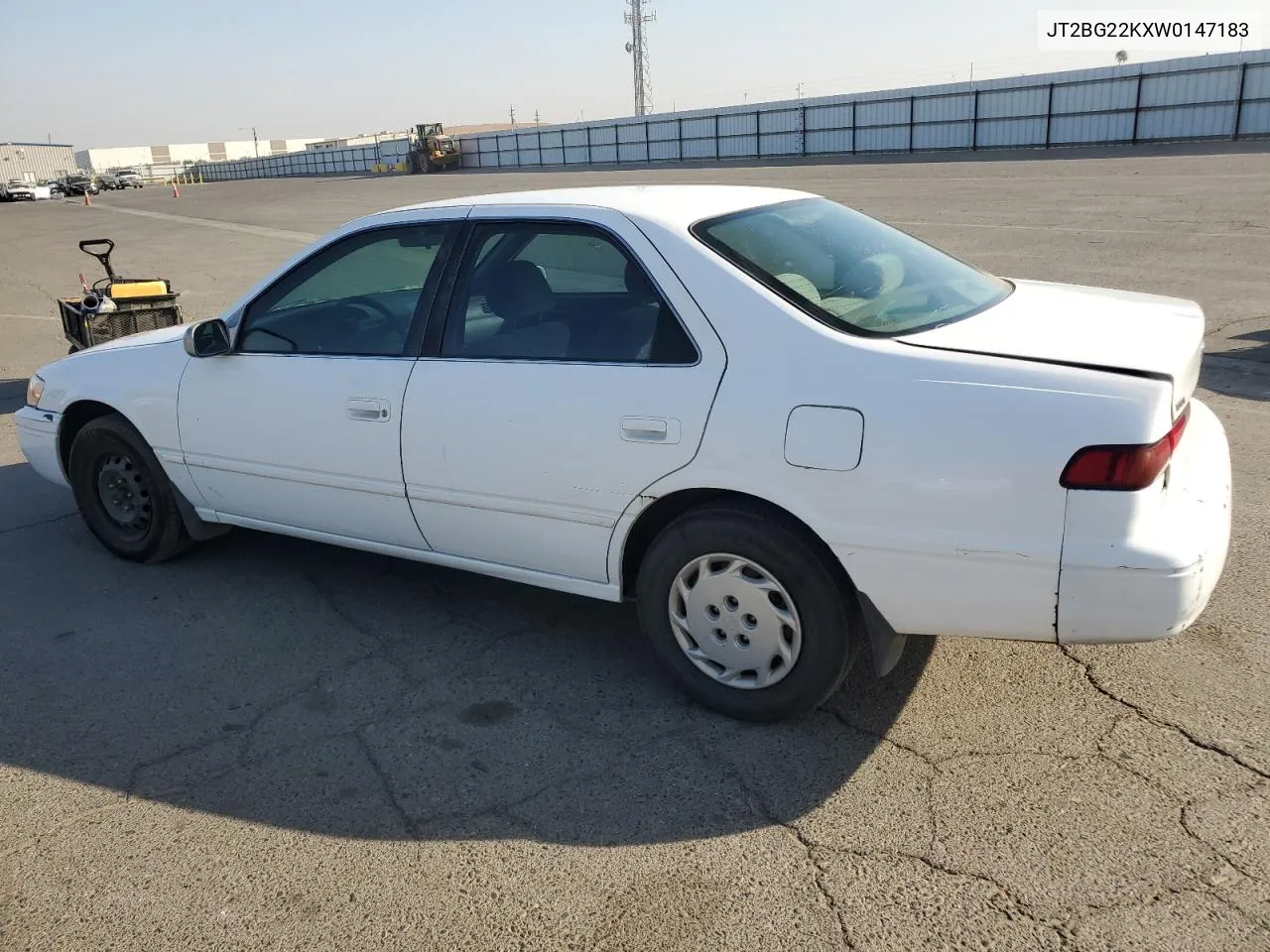 1998 Toyota Camry Ce VIN: JT2BG22KXW0147183 Lot: 75176764