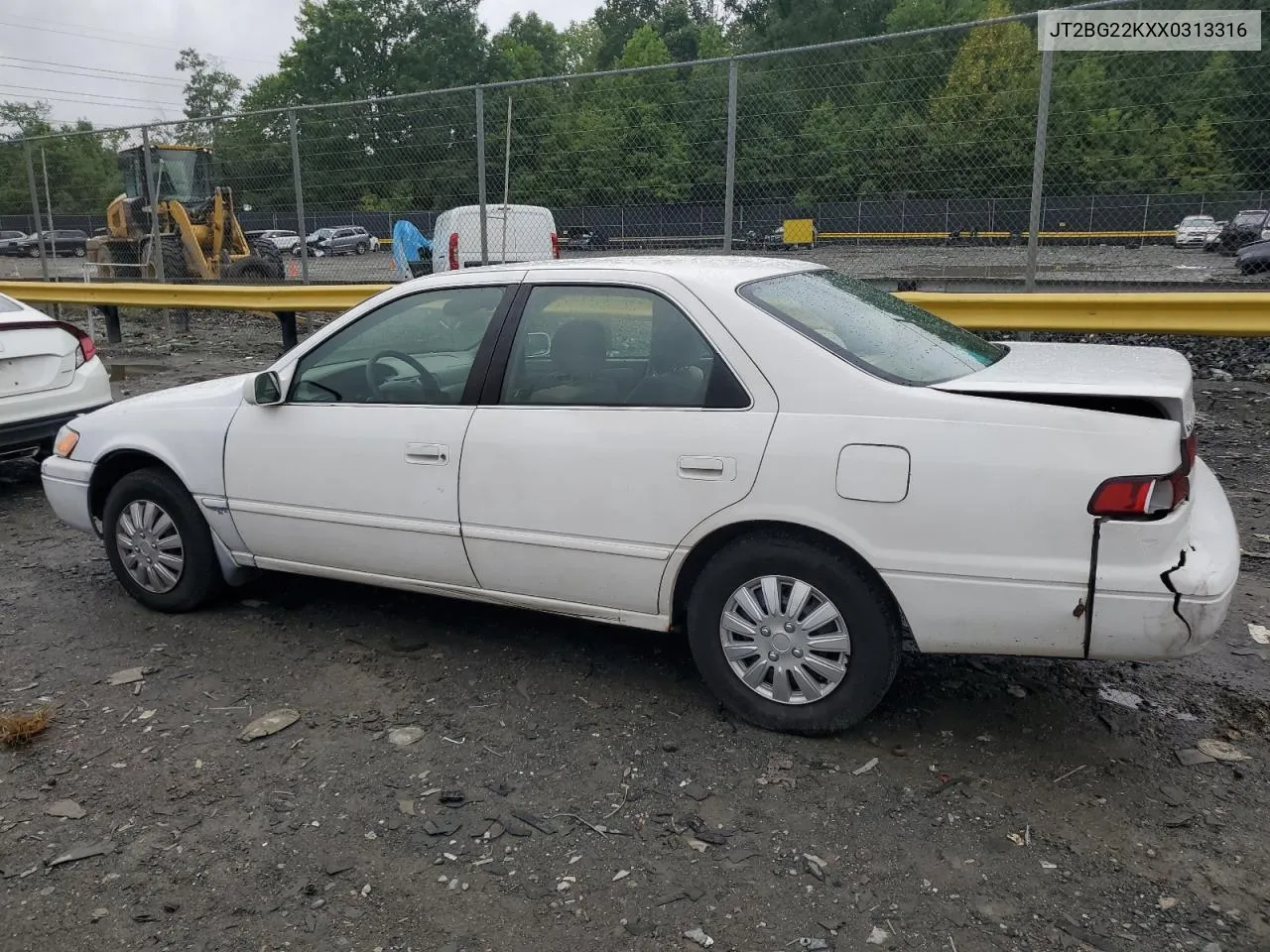 1999 Toyota Camry Le VIN: JT2BG22KXX0313316 Lot: 64763554