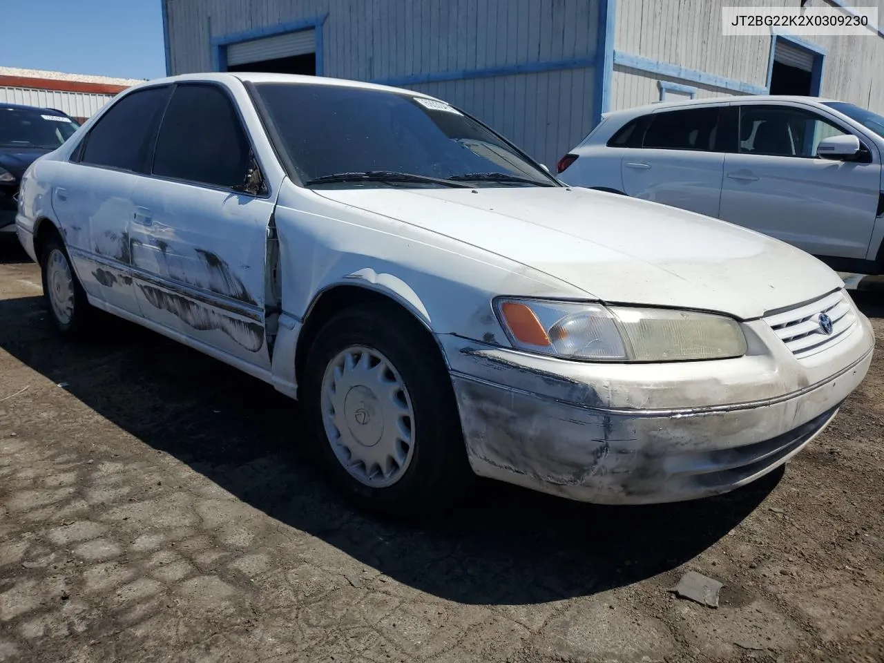 1999 Toyota Camry Le VIN: JT2BG22K2X0309230 Lot: 69339404