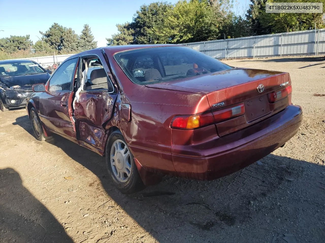 1999 Toyota Camry Ce VIN: 4T1BG22K5XU483790 Lot: 70134644