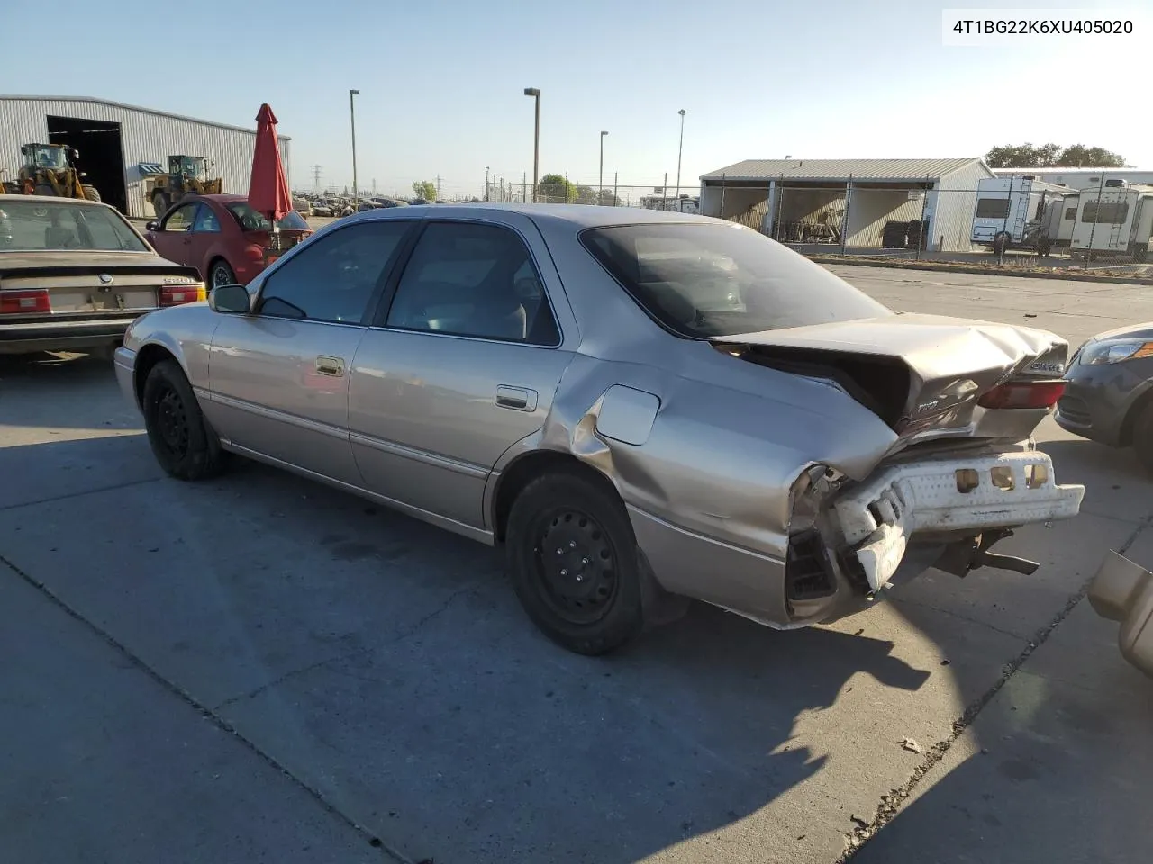 1999 Toyota Camry Ce VIN: 4T1BG22K6XU405020 Lot: 70533394