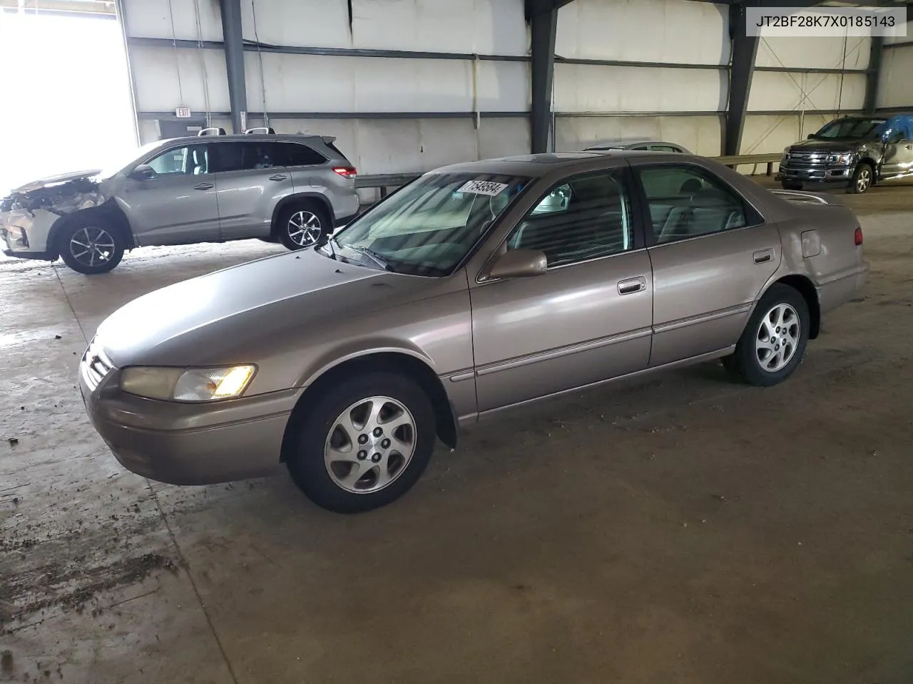 1999 Toyota Camry Le VIN: JT2BF28K7X0185143 Lot: 71549584