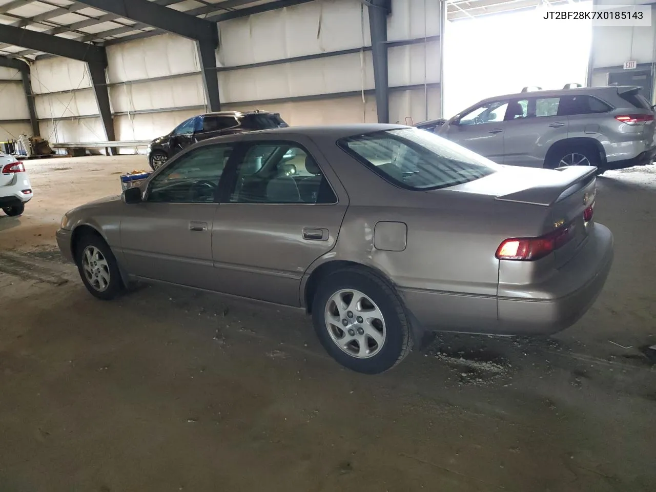 1999 Toyota Camry Le VIN: JT2BF28K7X0185143 Lot: 71549584