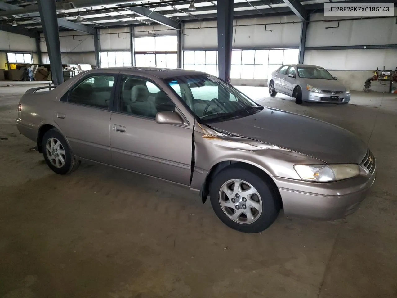 1999 Toyota Camry Le VIN: JT2BF28K7X0185143 Lot: 71549584