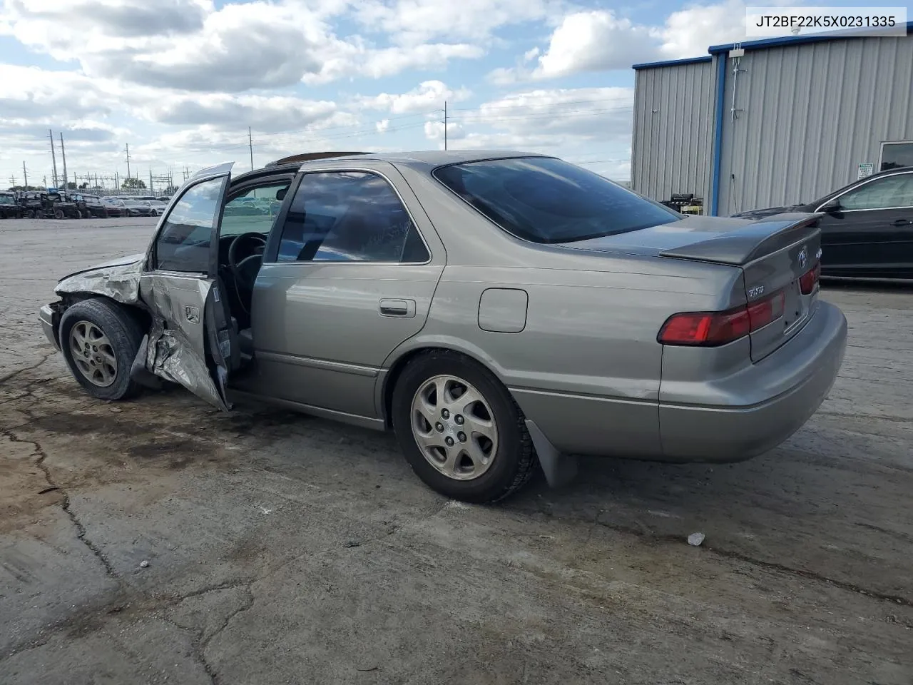 1999 Toyota Camry Le VIN: JT2BF22K5X0231335 Lot: 72014534