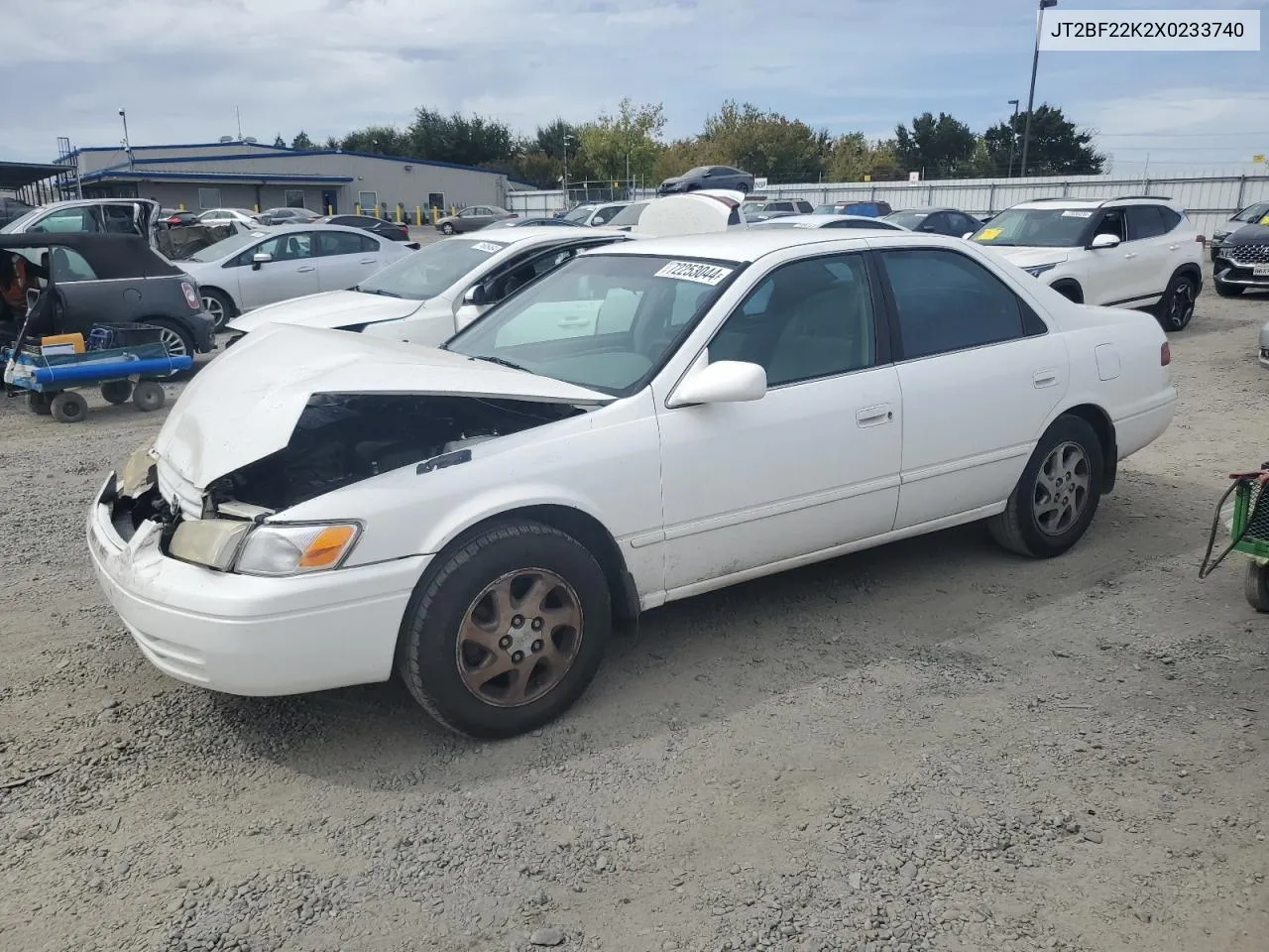 1999 Toyota Camry Le VIN: JT2BF22K2X0233740 Lot: 72253044