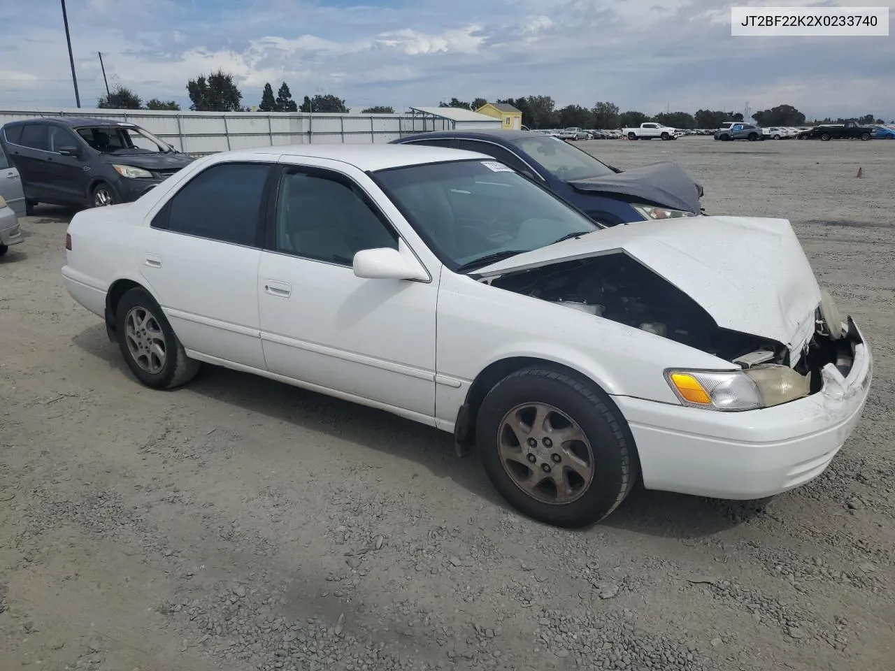 1999 Toyota Camry Le VIN: JT2BF22K2X0233740 Lot: 72253044