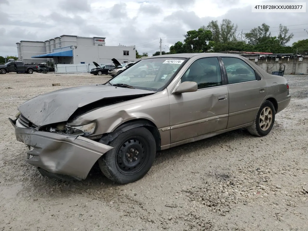 1999 Toyota Camry Le VIN: 4T1BF28KXXU083377 Lot: 74242774