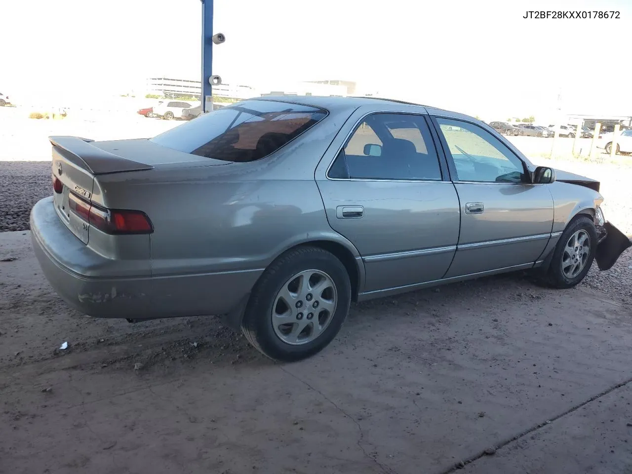 1999 Toyota Camry Le VIN: JT2BF28KXX0178672 Lot: 74811804