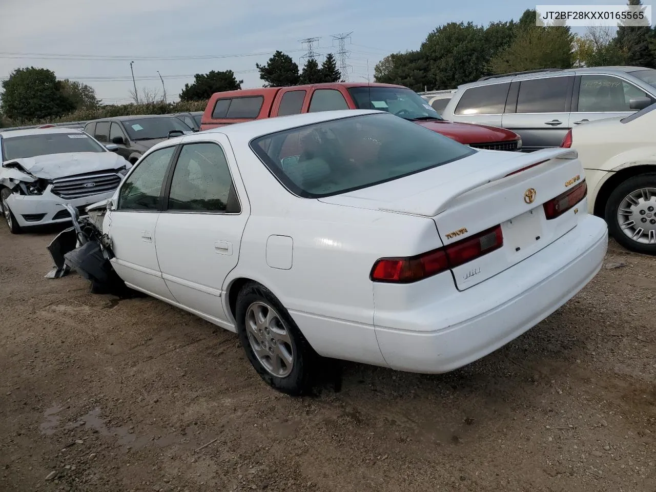 1999 Toyota Camry Le VIN: JT2BF28KXX0165565 Lot: 75600974