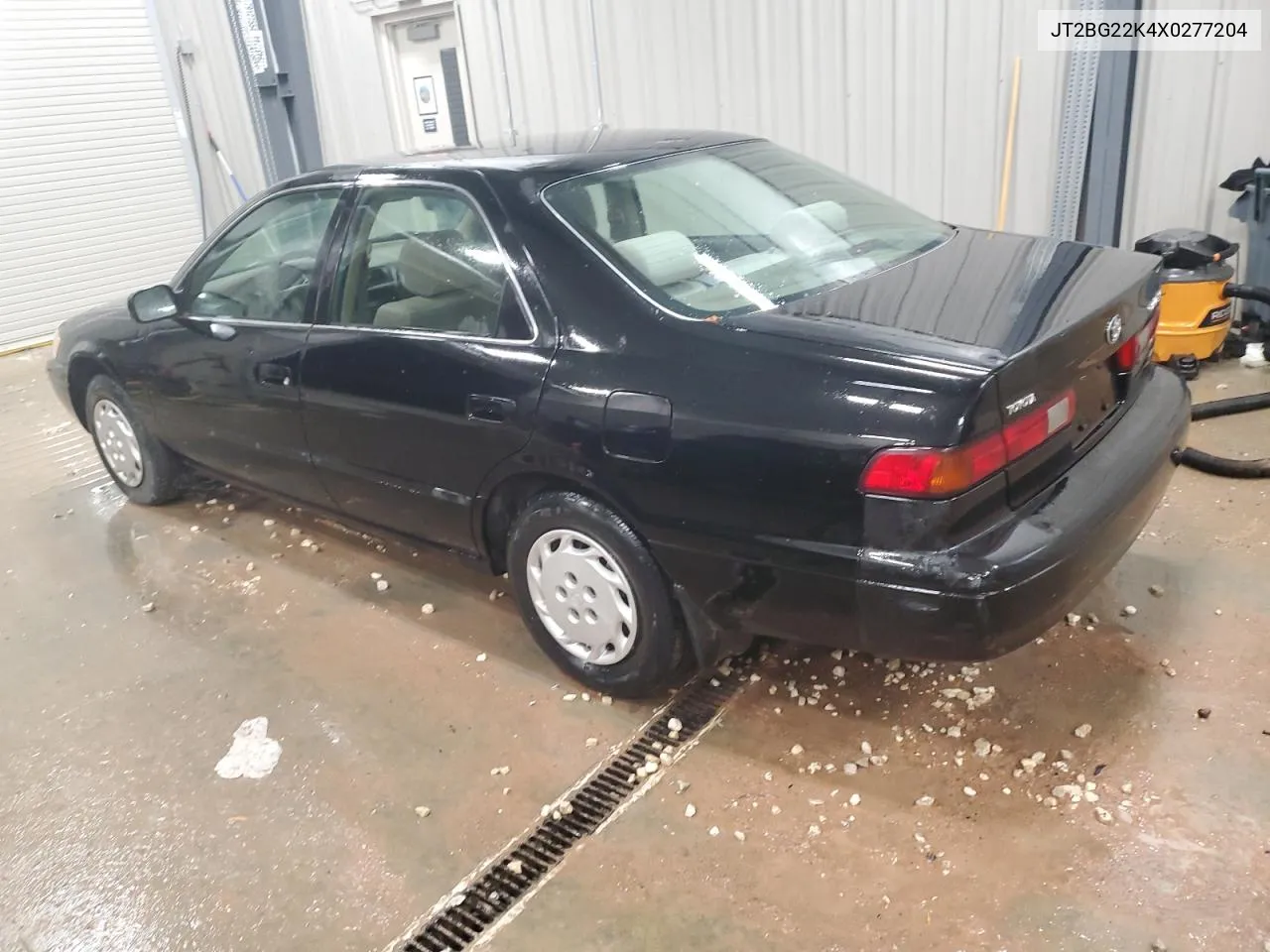 1999 Toyota Camry Le VIN: JT2BG22K4X0277204 Lot: 80884964