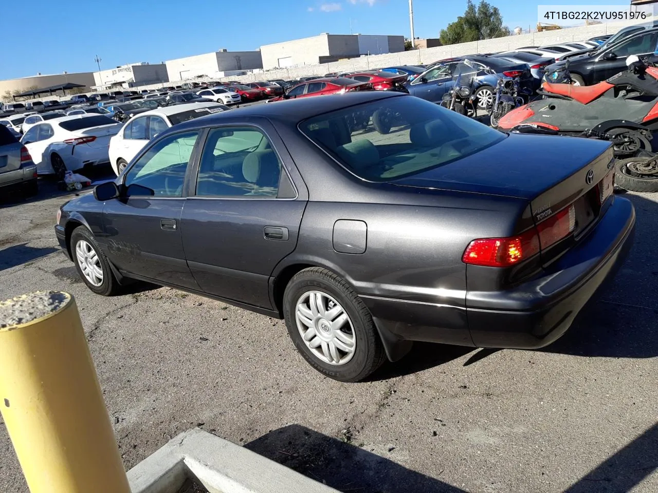 2000 Toyota Camry Ce VIN: 4T1BG22K2YU951976 Lot: 63443214