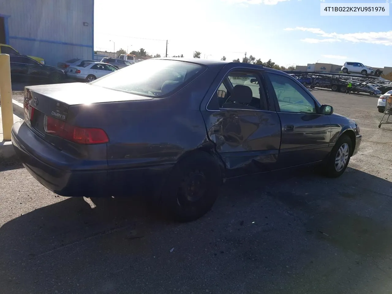 2000 Toyota Camry Ce VIN: 4T1BG22K2YU951976 Lot: 63443214