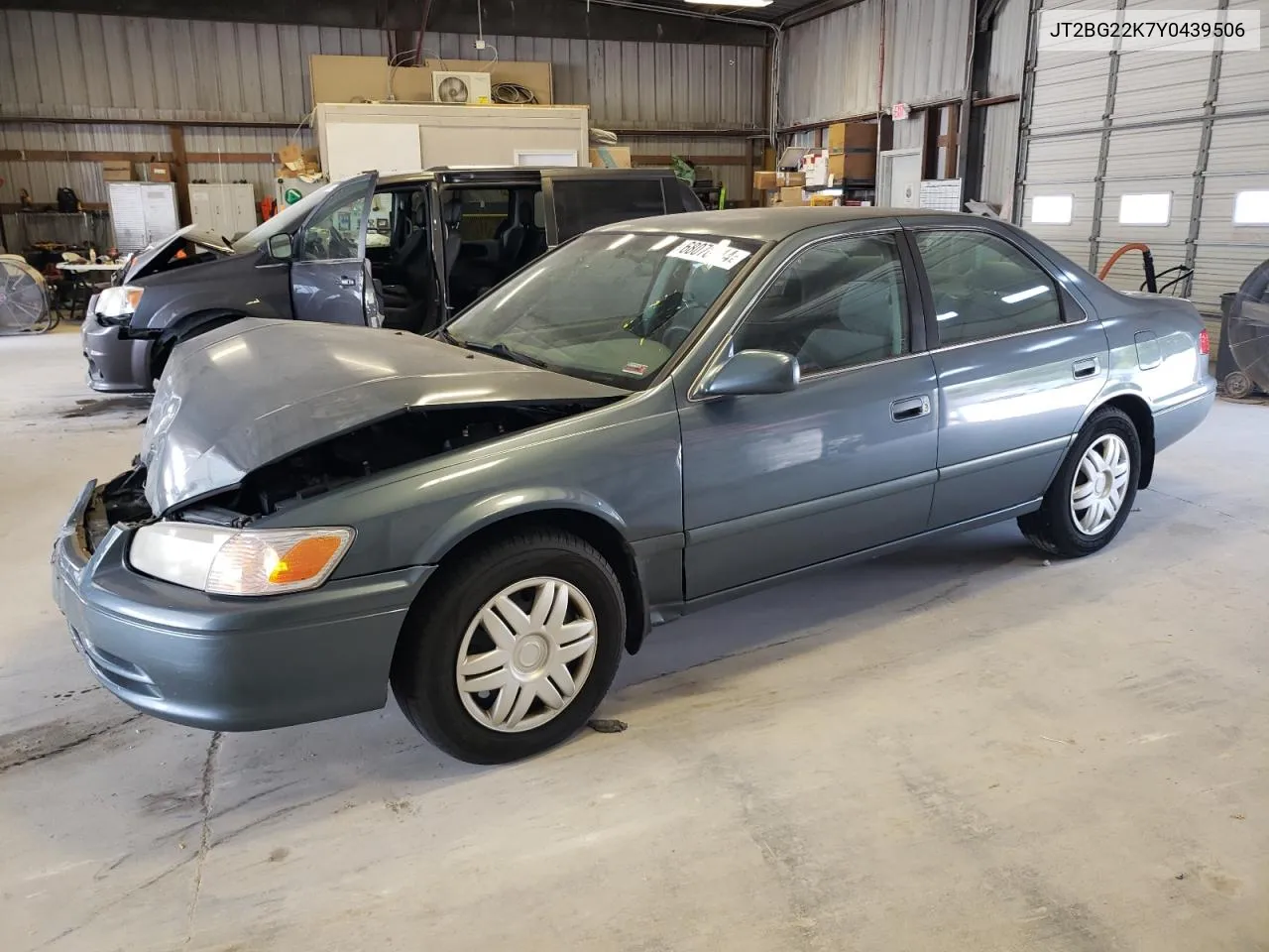 2000 Toyota Camry Ce VIN: JT2BG22K7Y0439506 Lot: 68070814