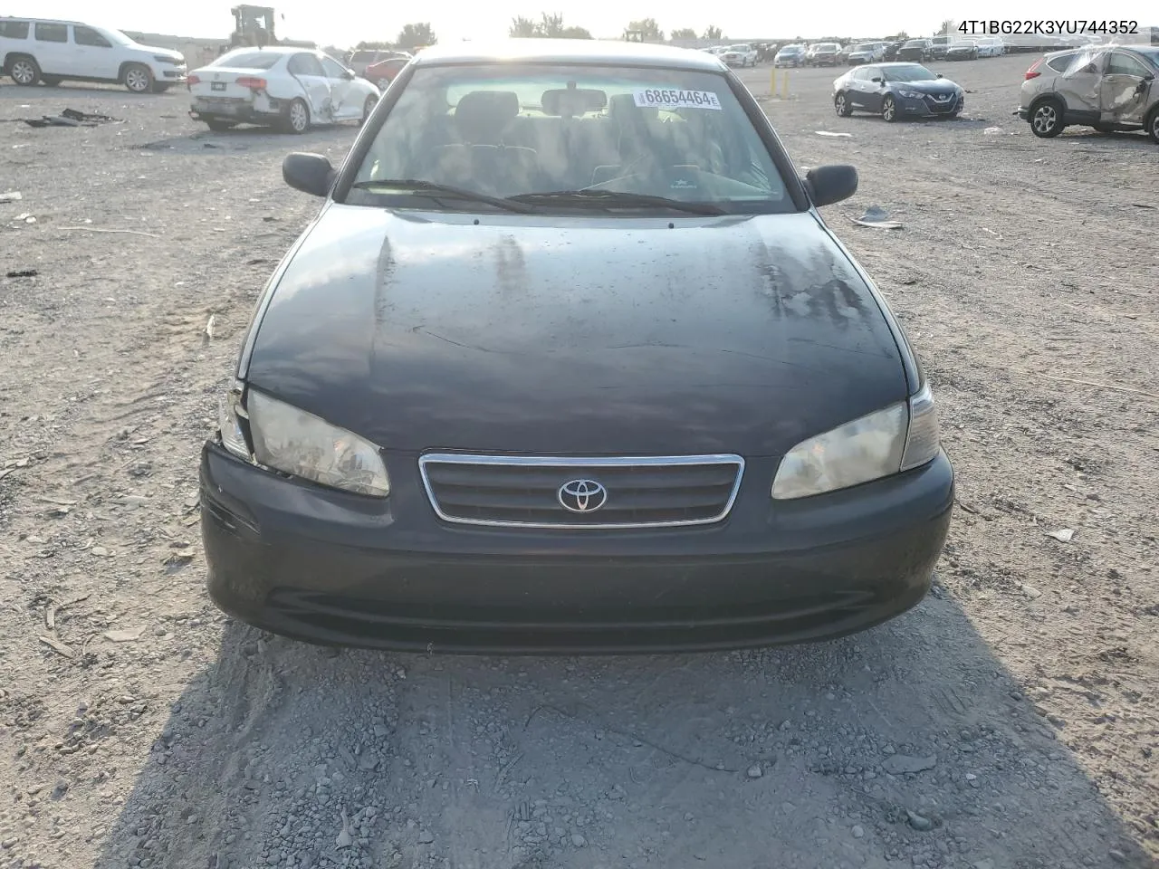 2000 Toyota Camry Ce VIN: 4T1BG22K3YU744352 Lot: 68654464