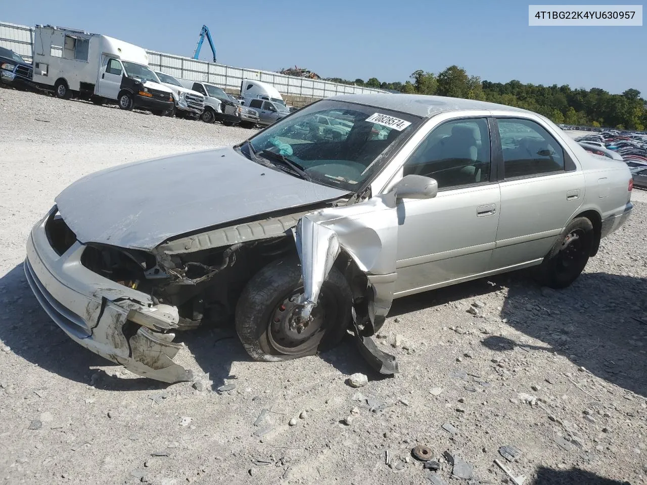 2000 Toyota Camry Ce VIN: 4T1BG22K4YU630957 Lot: 70828574