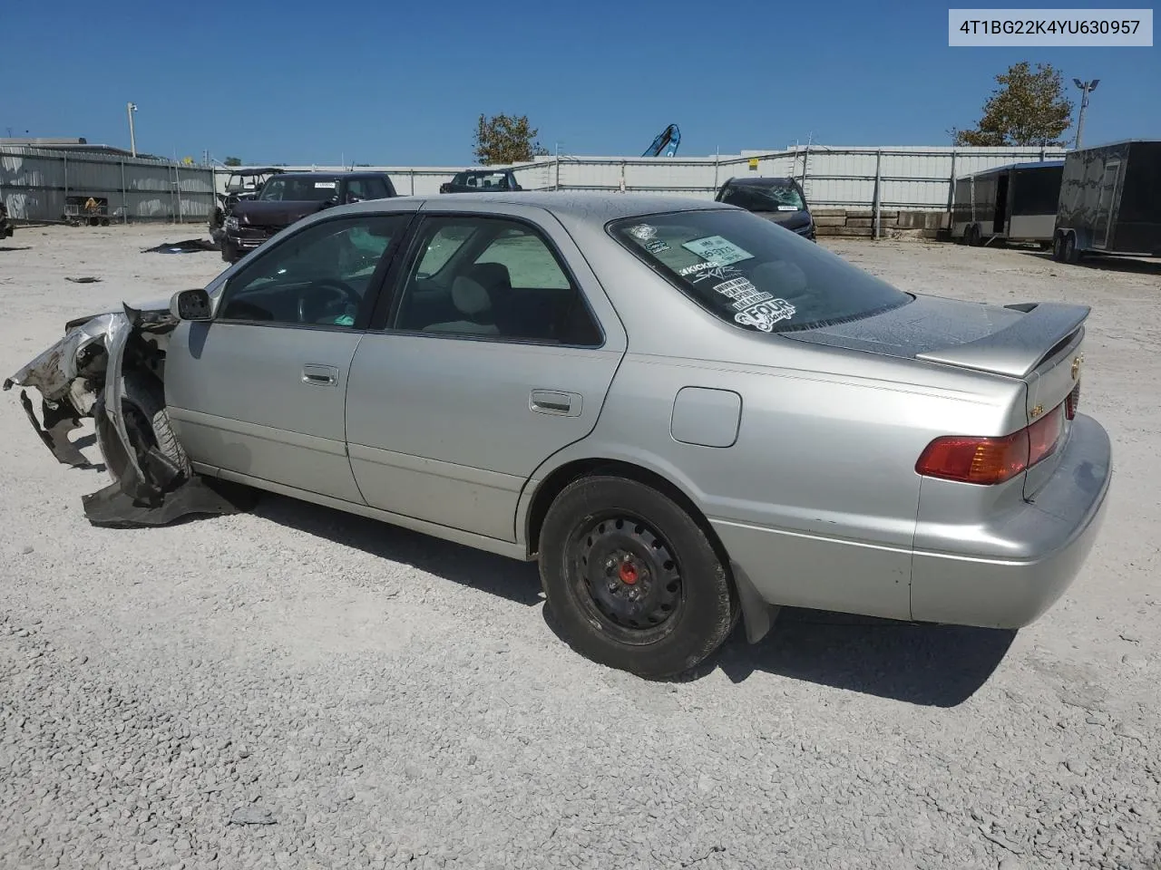 2000 Toyota Camry Ce VIN: 4T1BG22K4YU630957 Lot: 70828574